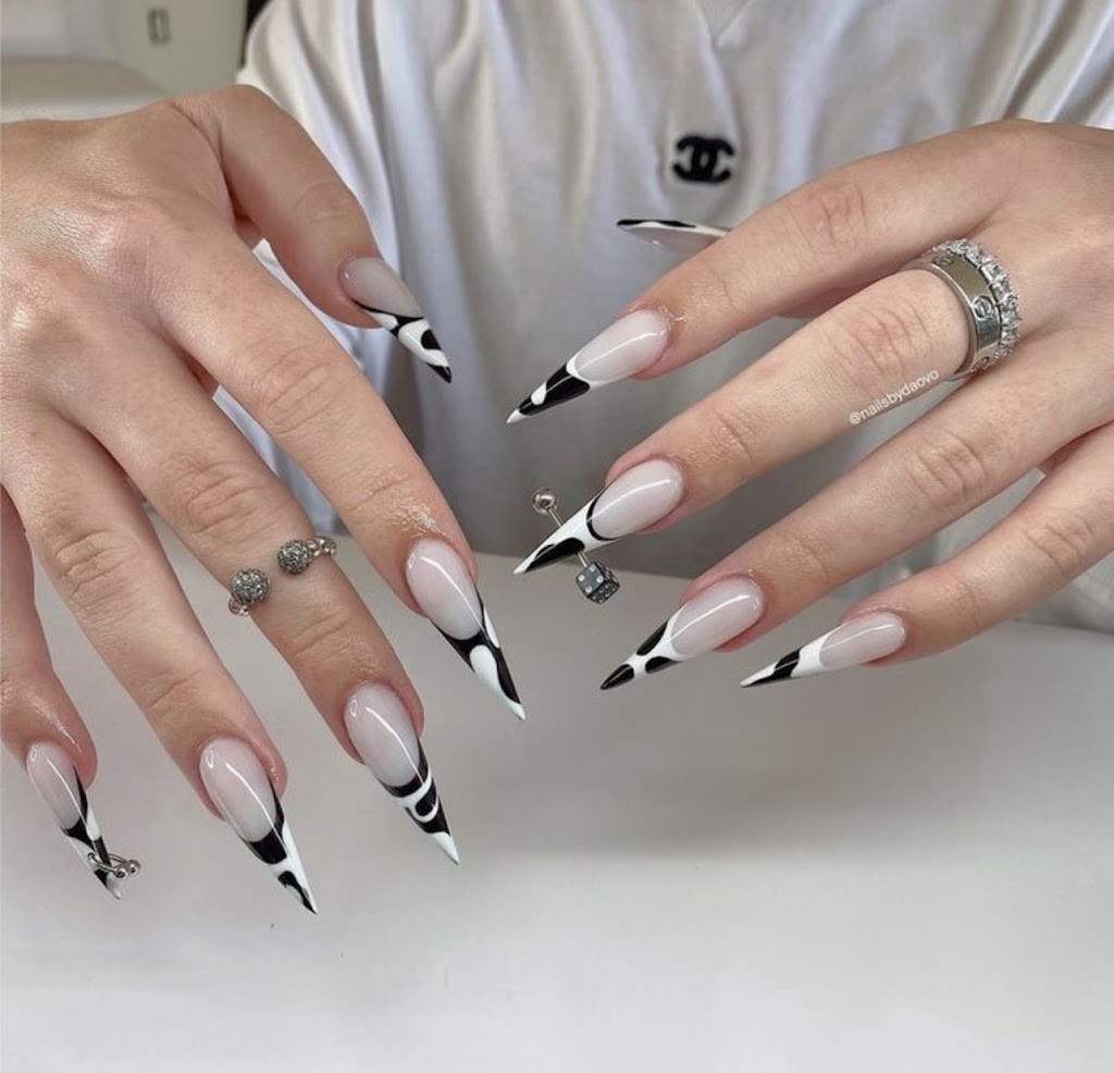 Magic Emporium Spa | 755 Jane St, Toronto, ON M6N 4B3, Canada | Phone: (416) 762-1000