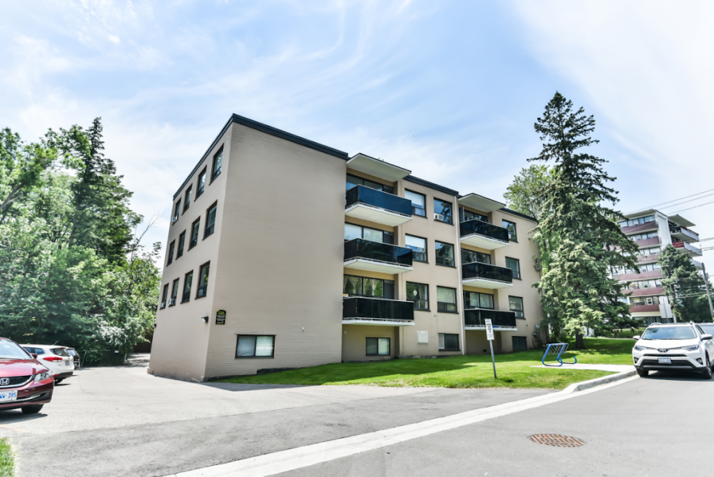 4141 Bathurst St. Apartments | 4141 Bathurst St, North York, ON M3H 3P5, Canada | Phone: (647) 749-3926