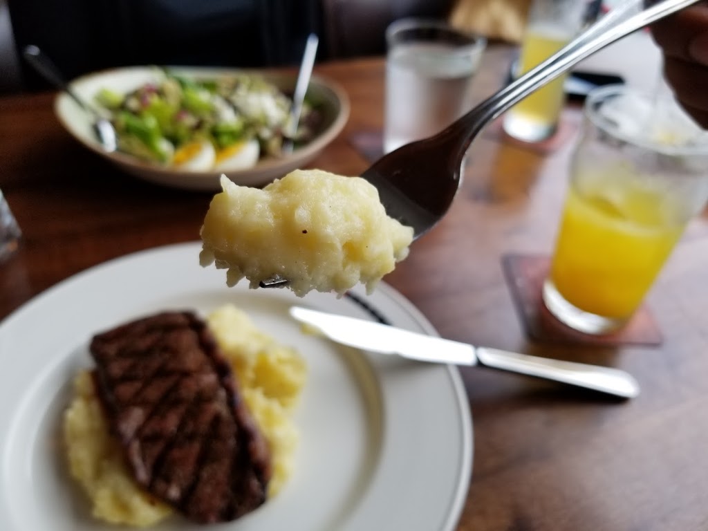 Bier Markt | 135 Harbour Dr, St. Johns, NL A1C 6N6, Canada | Phone: (709) 383-7070