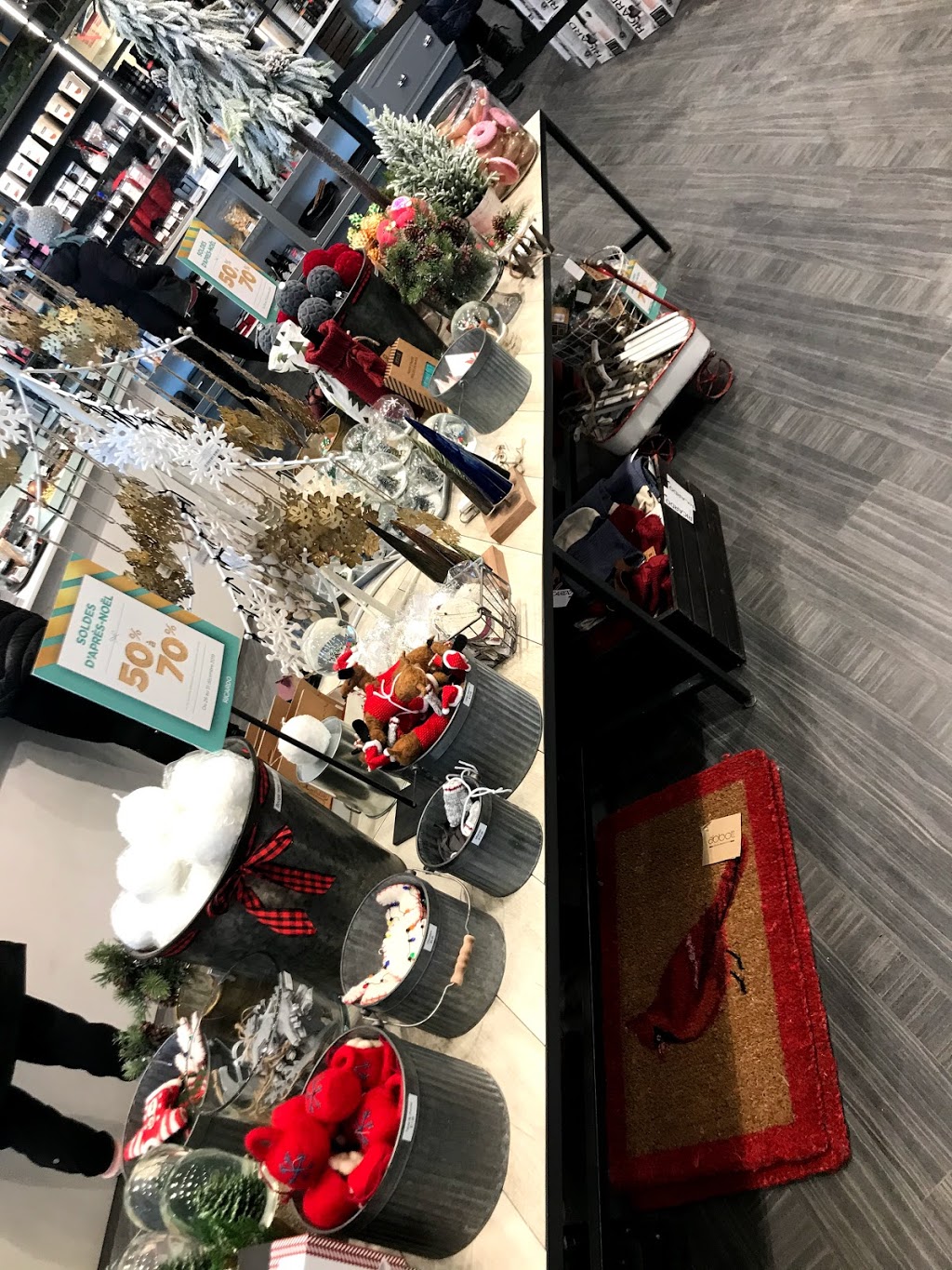 Boutique RICARDO Québec | Accès porte E, 5401 Boulevard des Galeries, Québec, QC G2K 1N4, Canada | Phone: (581) 300-6207