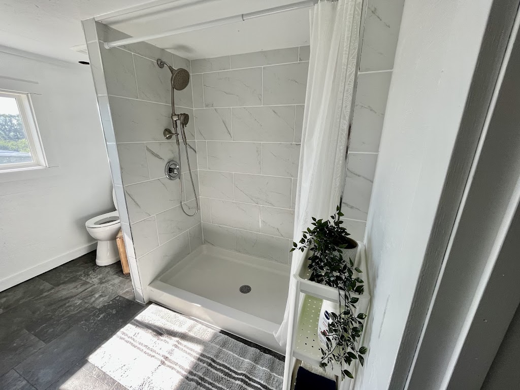 Currie Country Living | Mile 19 And 57, La Rivière, MB R0G 1P0, Canada | Phone: (204) 245-9051