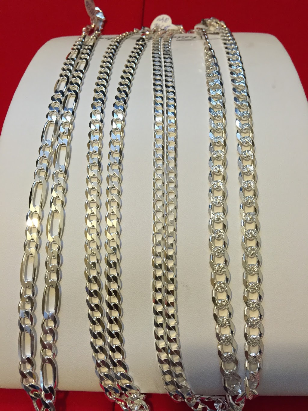 Sophia jewellery & diamonds | 2220 68 Street Northeast, 913, Calgary, AB T1Y 6Y7, Canada | Phone: (403) 455-6230
