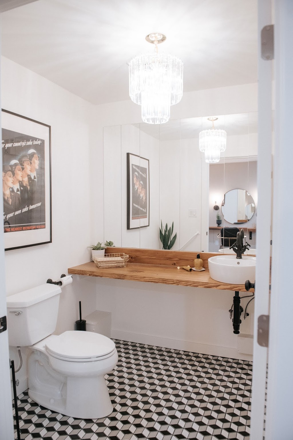 Society Jane | 601 2 Ave Unit B, Fernie, BC V0B 1M0, Canada | Phone: (250) 423-5965