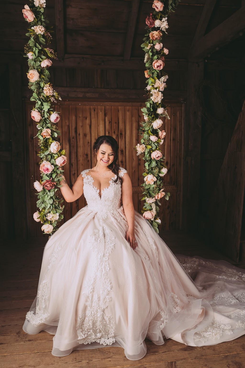 Elegance Bridal Design | 109 Old Mill Rd #2, Shediac Cape, NB E4P 3C4, Canada | Phone: (506) 800-0198