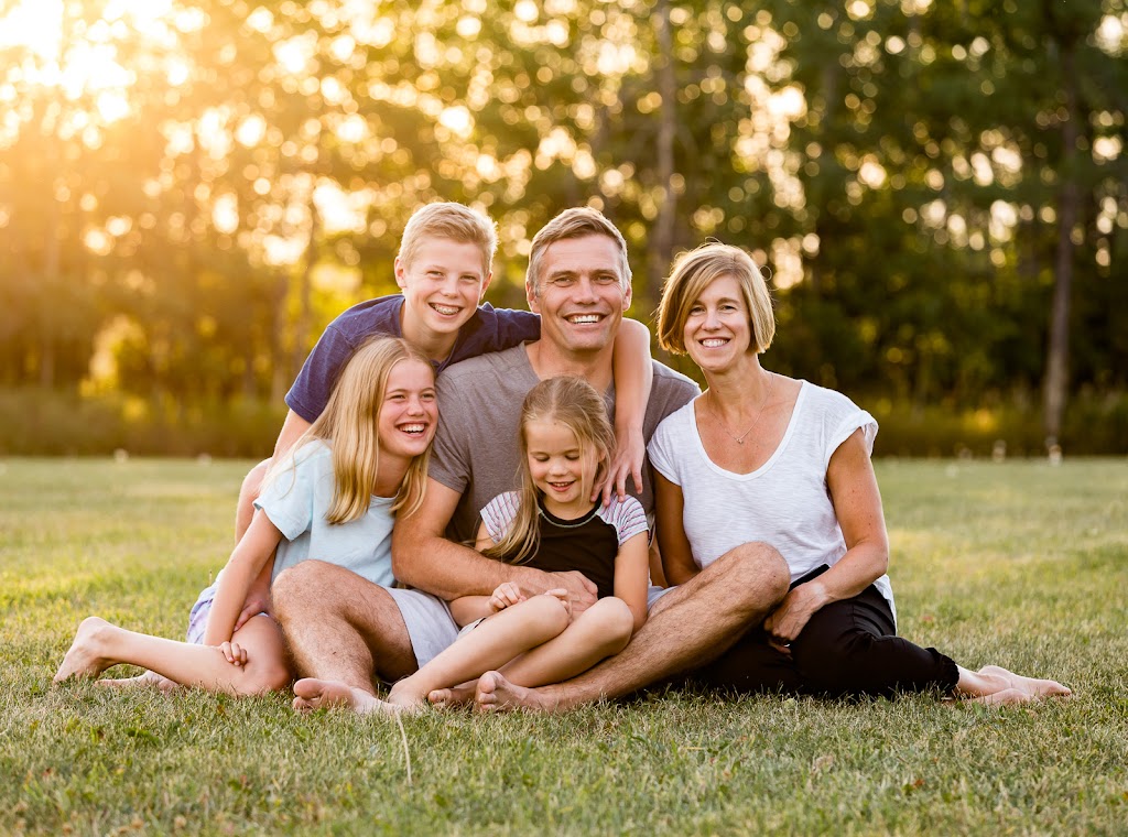 Happiness is You Photography | 12408 39 Ave NW, Edmonton, AB T6J 0N2, Canada | Phone: (780) 916-3294