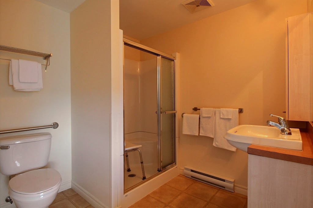 Résidence Vivalis | 300 Av Stillview, Pointe-Claire, QC H9R 0A1, Canada | Phone: (514) 694-4141