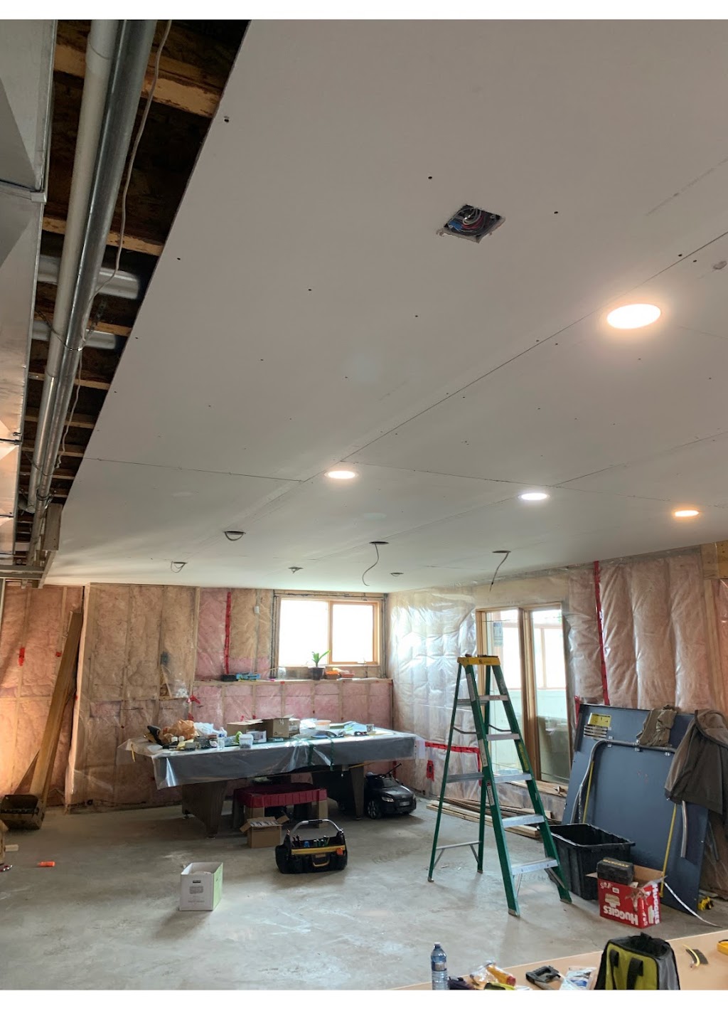 Calgary Electrician | 14240 Evergreen St SW, Calgary, AB T2Y 2W9, Canada | Phone: (587) 436-8145