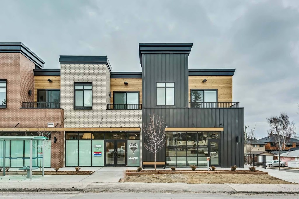 RE/MAX House of Real Estate | 4034 16 St SW, Calgary, AB T2T 4H4, Canada | Phone: (403) 287-3880
