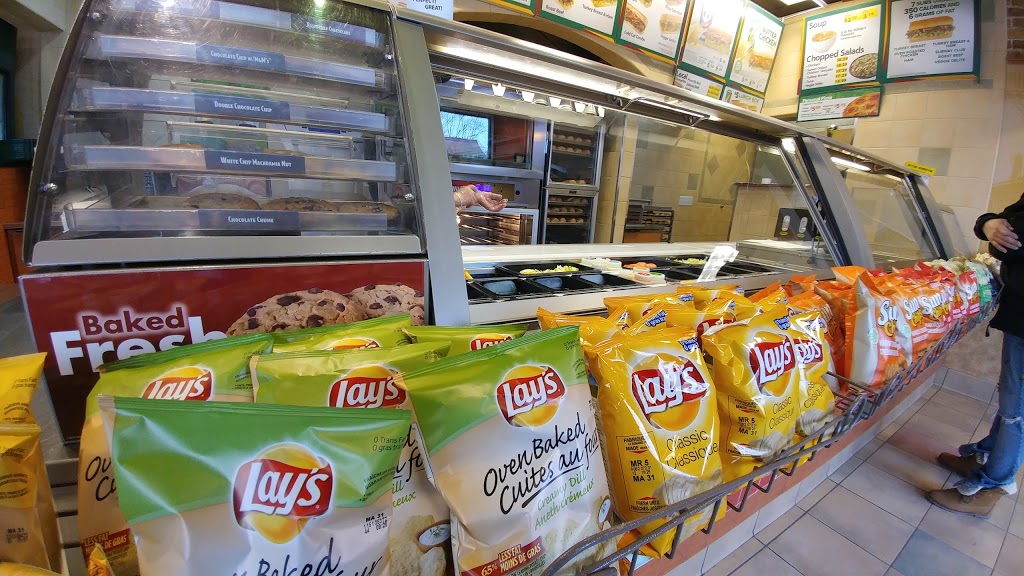 Subway | 5175 Victoria Ave #203, Niagara Falls, ON L2E 4E4, Canada | Phone: (905) 354-6199