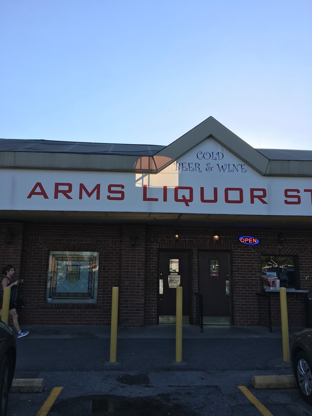 Arms Liquor Store | 3255 Coast Meridian Rd, Port Coquitlam, BC V3B 3N3, Canada | Phone: (604) 941-6362