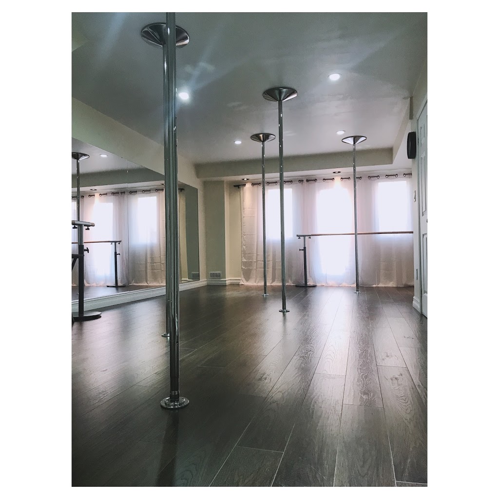 MOVIII STUDIO | Beresford Dr, Richmond Hill, ON L4B 4J6, Canada | Phone: (647) 869-1272