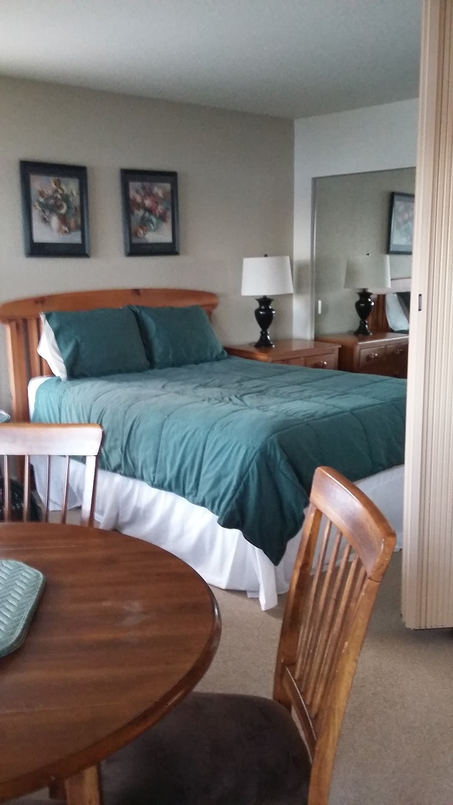 The Landmark on Orcas Island | 9100, 67 Main St, Eastsound, WA 98245, USA | Phone: (360) 376-2423