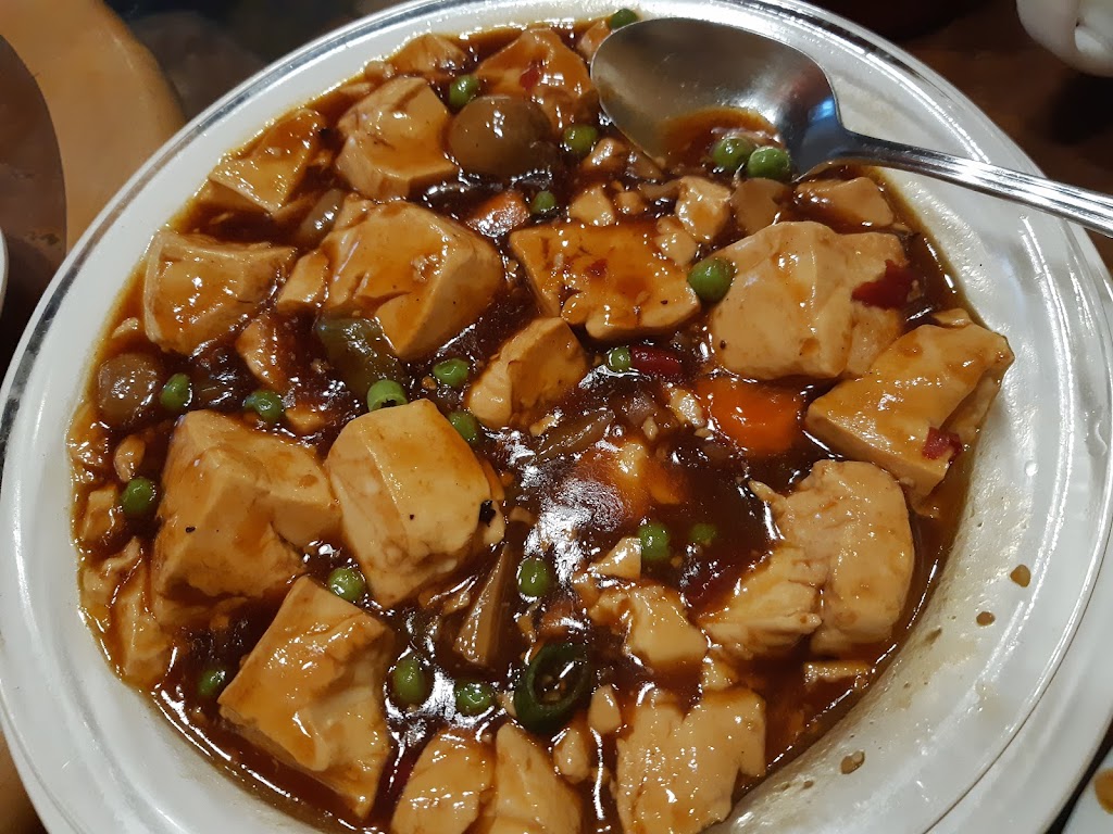 Yimin Dim Sum House | 662 Somerset St W, Ottawa, ON K1R 5K4, Canada | Phone: (613) 238-8828