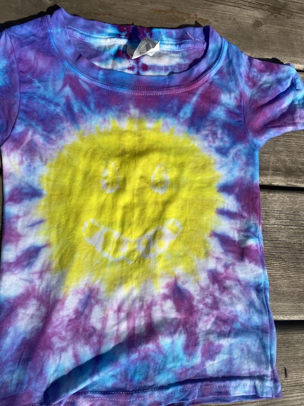 Sparks Tie Dye | 200 Rothsay Ave, Hamilton, ON L8M 3G7, Canada | Phone: (416) 820-2052