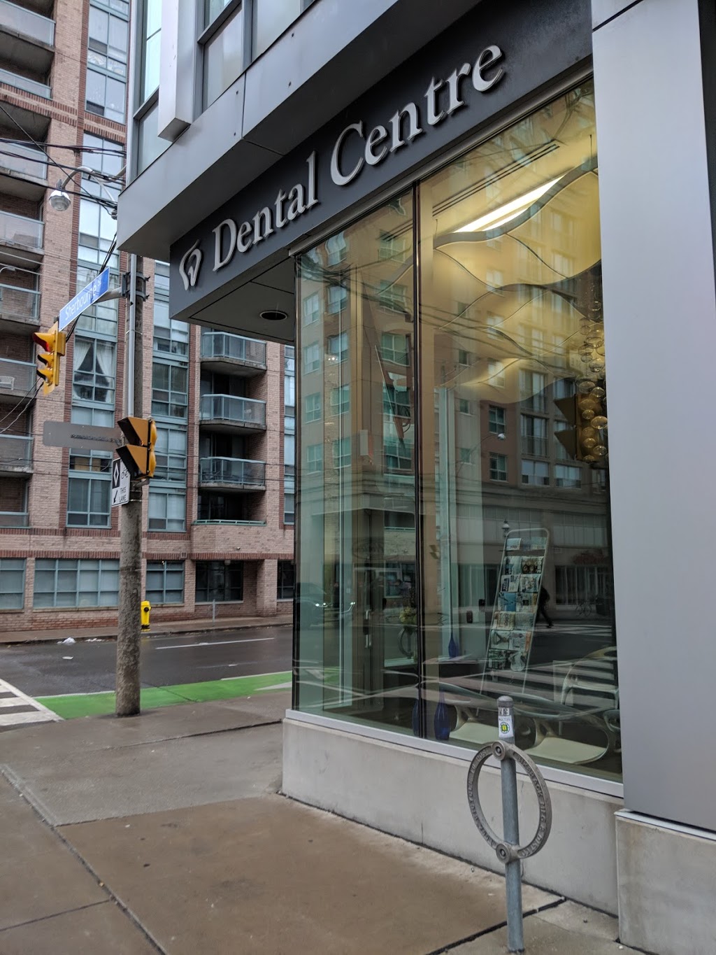 The Richmond Dental Centre | 294 Richmond St E #101, Toronto, ON M5A 1P5, Canada | Phone: (416) 214-0508