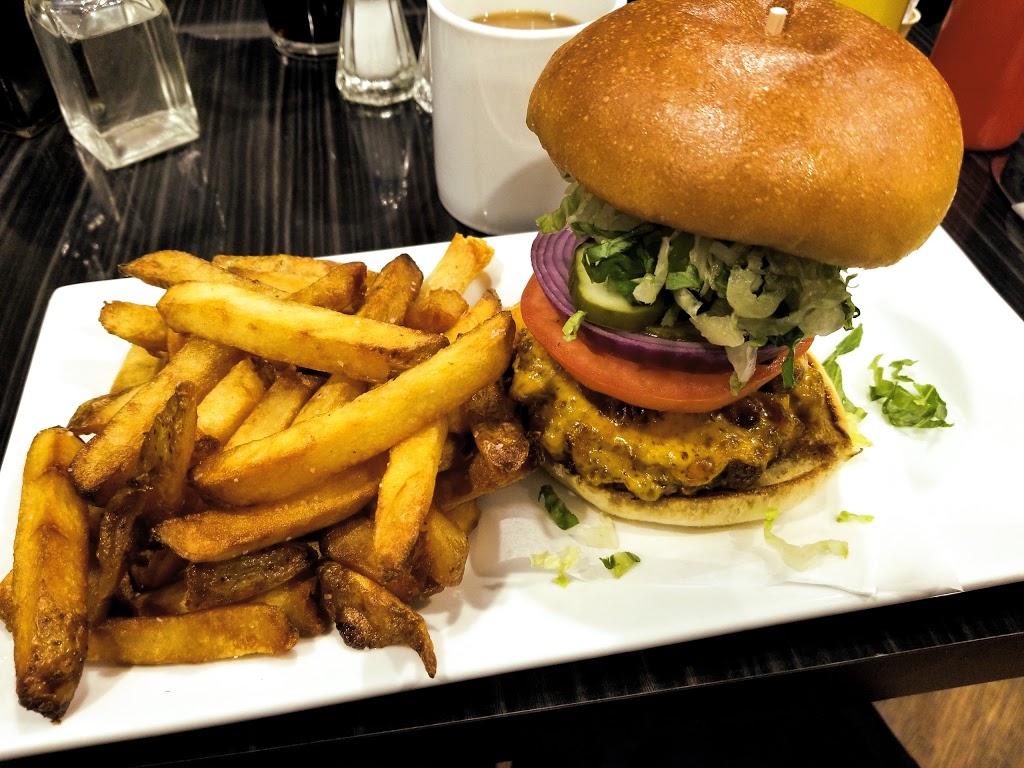 The Field House Restaurant | 53 Simcoe St, Scotland, ON N0E 1R0, Canada | Phone: (519) 446-5353