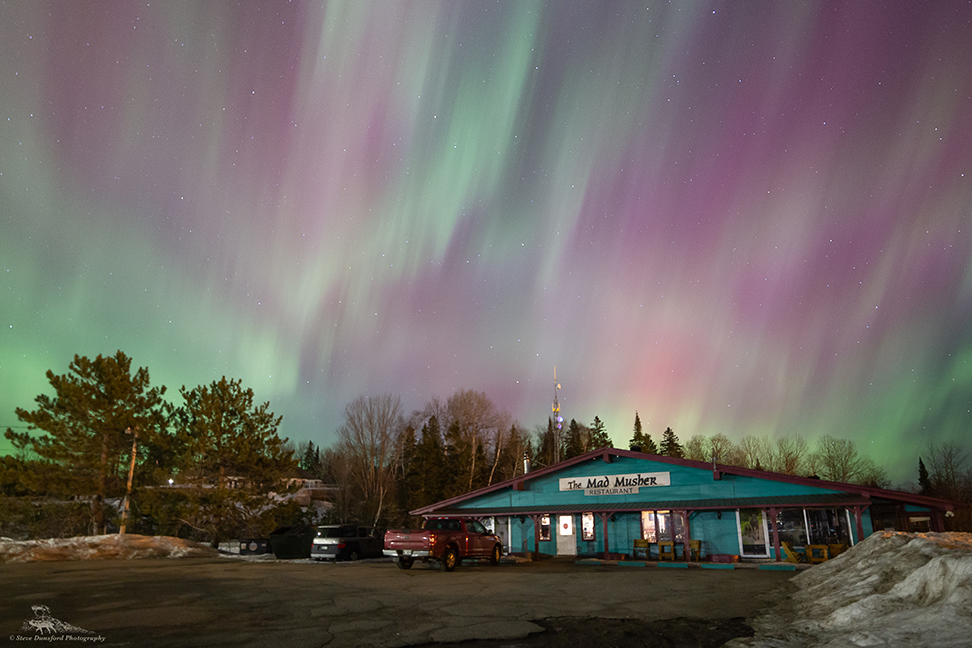 The Mad Musher | 29588 ON-60, Whitney, ON K0J 2M0, Canada | Phone: (613) 637-2820