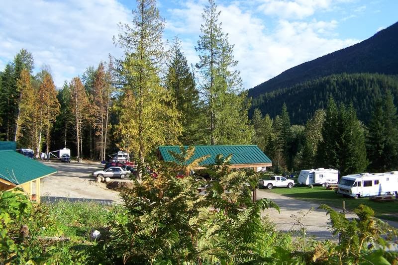 Noahs Ark Resort | Revelstoke, BC V0E 2S0, Canada | Phone: (250) 837-7499