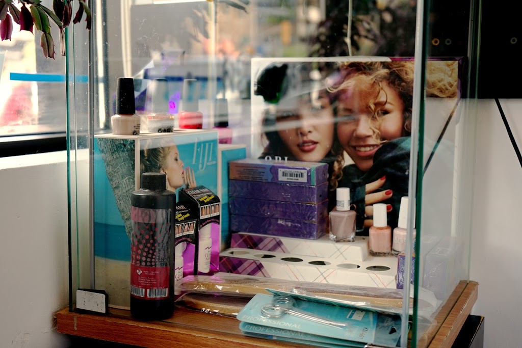 M Nails | 117 Danforth Ave, Toronto, ON M4K 1N2, Canada | Phone: (647) 349-6611