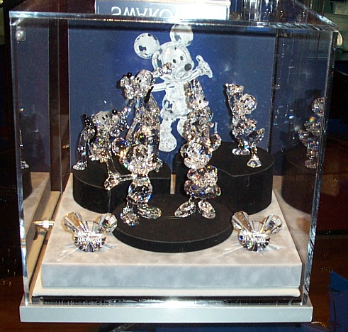 De Manbey Designs | 29 Estate Dr, Scarborough, ON M1H 2Z2, Canada | Phone: (416) 289-9015
