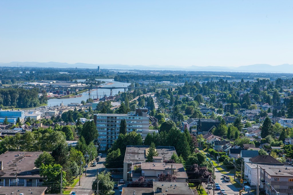 Vista Towers North | 820 6th Ave, New Westminster, BC V3M 3S2, Canada | Phone: (604) 524-5021