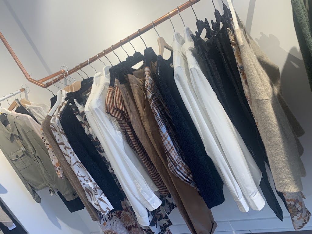 Les dames de Nohant | 4927 Rue Sherbrooke O, Westmount, QC H3Z 1H2, Canada | Phone: (514) 482-1020
