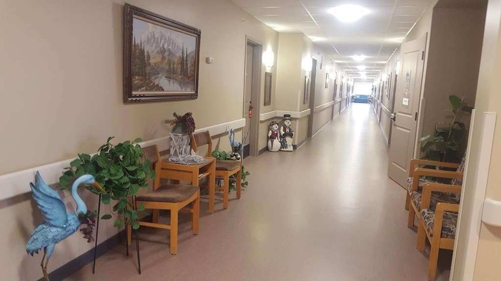 Big Knife Lodge | 4401 47 St, Forestburg, AB T0B 1N0, Canada | Phone: (780) 582-3564