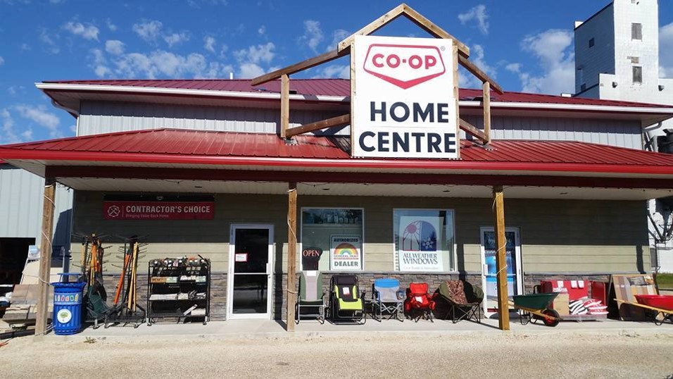 Homestead Co-op @ La Salle Home Centre | 51 Rue Principale, La Salle, MB R0G 0A2, Canada | Phone: (204) 736-3293