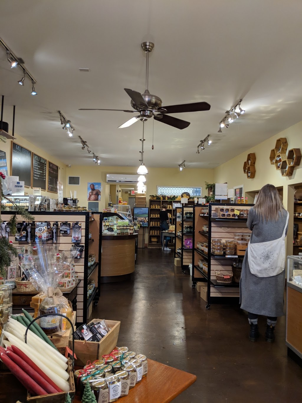 Main Street Honey Shoppe | 4125 Main St, Vancouver, BC V5V 3P6, Canada | Phone: (604) 879-6052