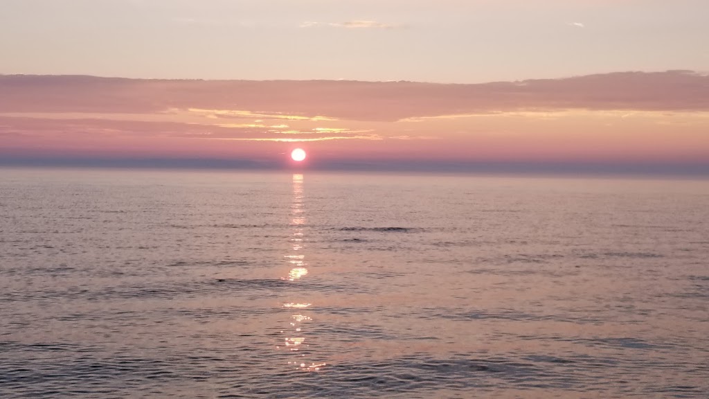 Beach Front Cottages | 191 9th St S, Sauble Beach, ON N0H 2G0, Canada | Phone: (519) 935-3457