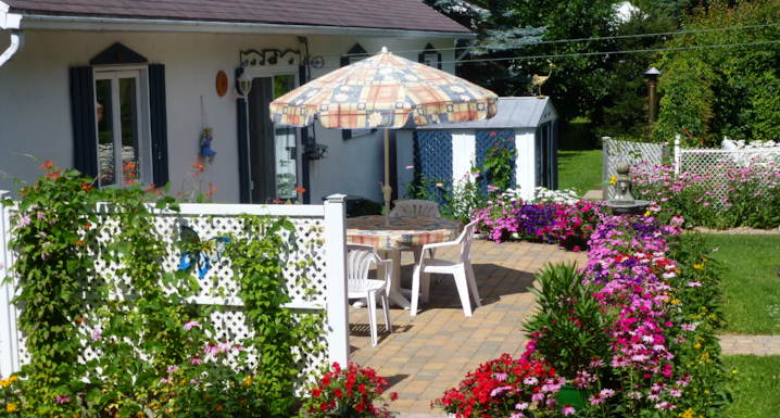 Nicolas le Jardinier | 70 Rue Gauthier, Cap-Santé, QC G0A 1L0, Canada | Phone: (418) 285-3239