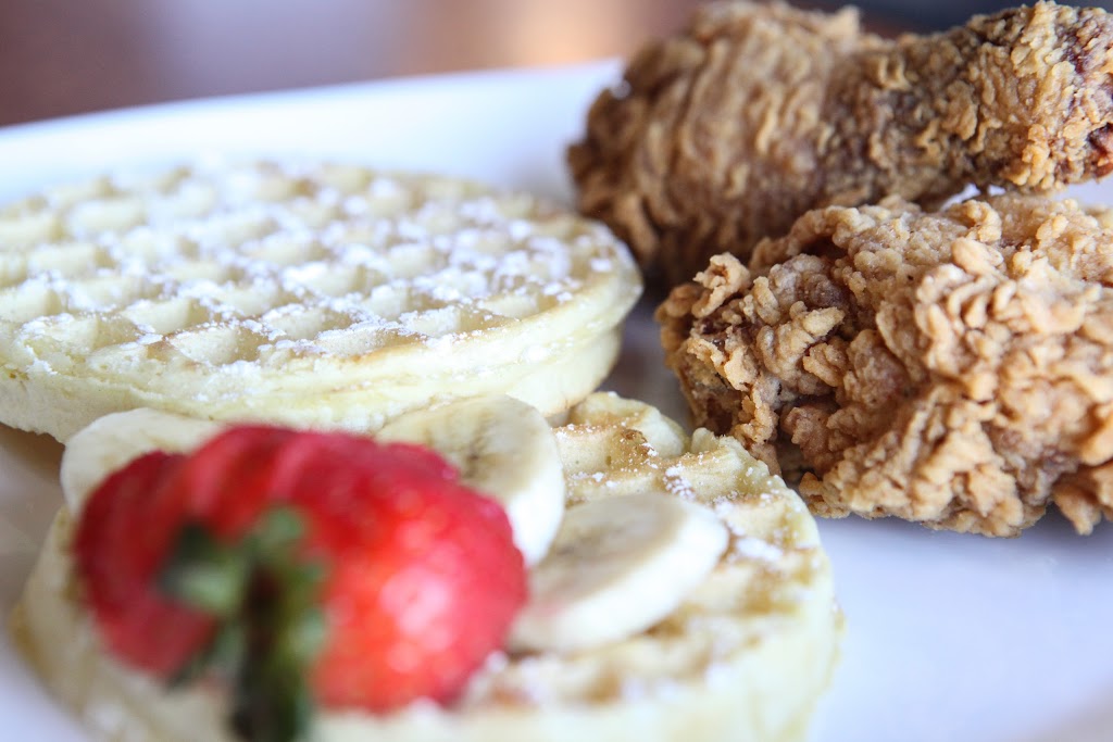 Coco Deep Fried Chicken | 12620 132 Ave NW, Edmonton, AB T5L 3P9, Canada | Phone: (780) 472-7328