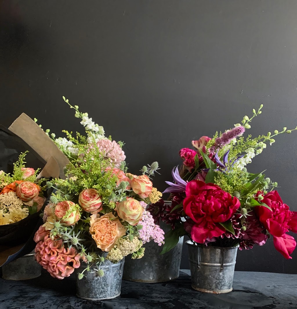 Floral Fetish Design | 142 OConnor, East York, ON M4J 2S4, Canada | Phone: (416) 651-7775