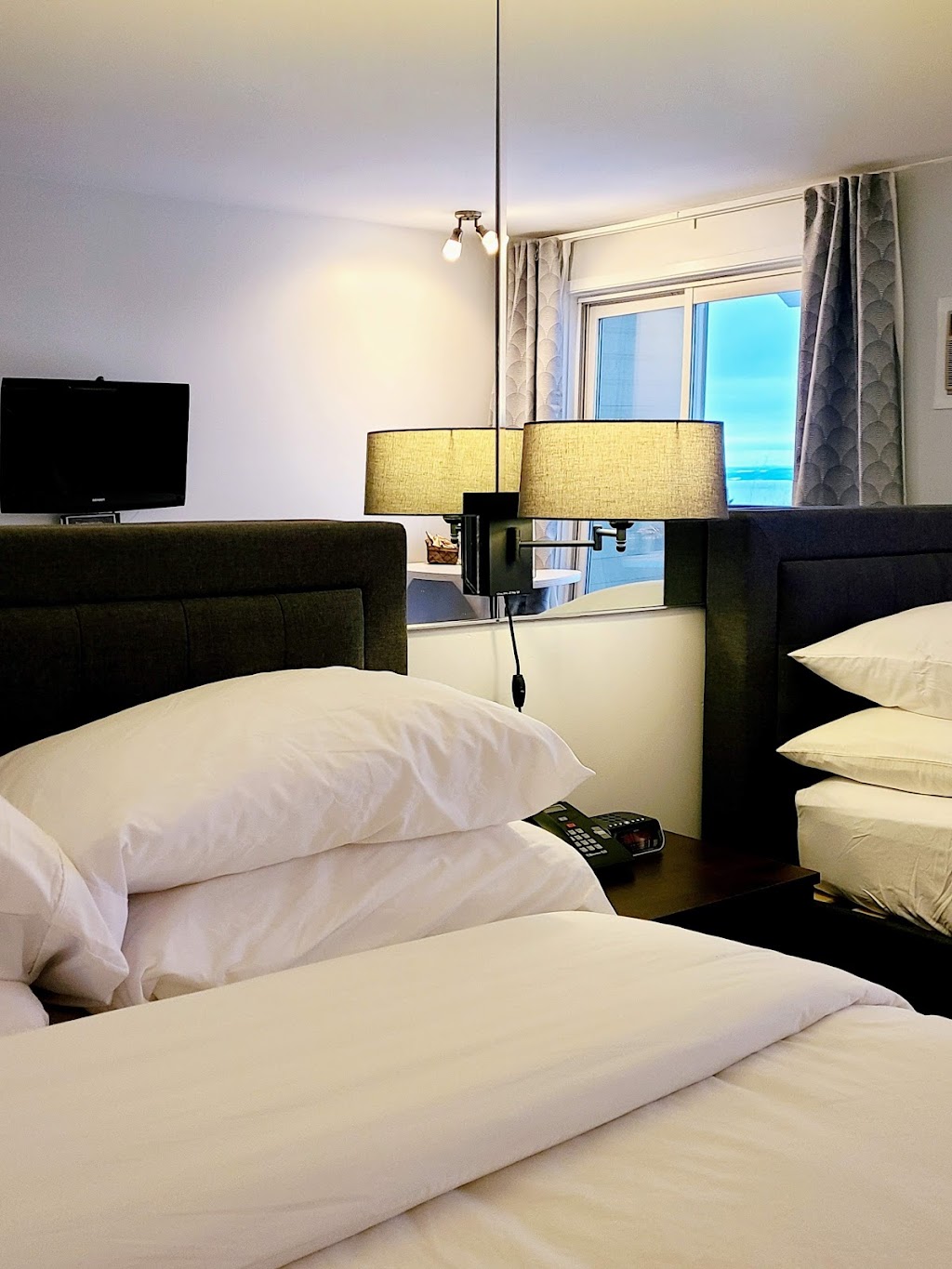 Motel lHorizon | 777 Rue St Laurent, Saint-Siméon, QC G0T 1X0, Canada | Phone: (418) 638-2448