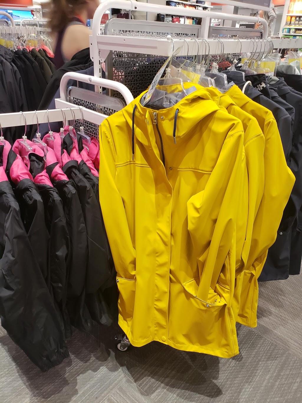 Sport Chek Women Chinook Centre | 6455 Macleod Trail SW #2290, Calgary, AB T2H 0K8, Canada | Phone: (403) 697-5618