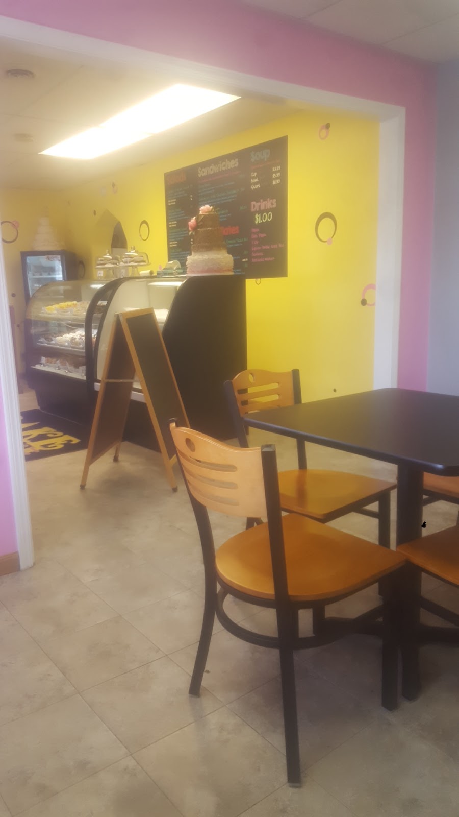Cake Crazy Bakery | 2525 William St, Buffalo, NY 14206, USA | Phone: (716) 235-8002