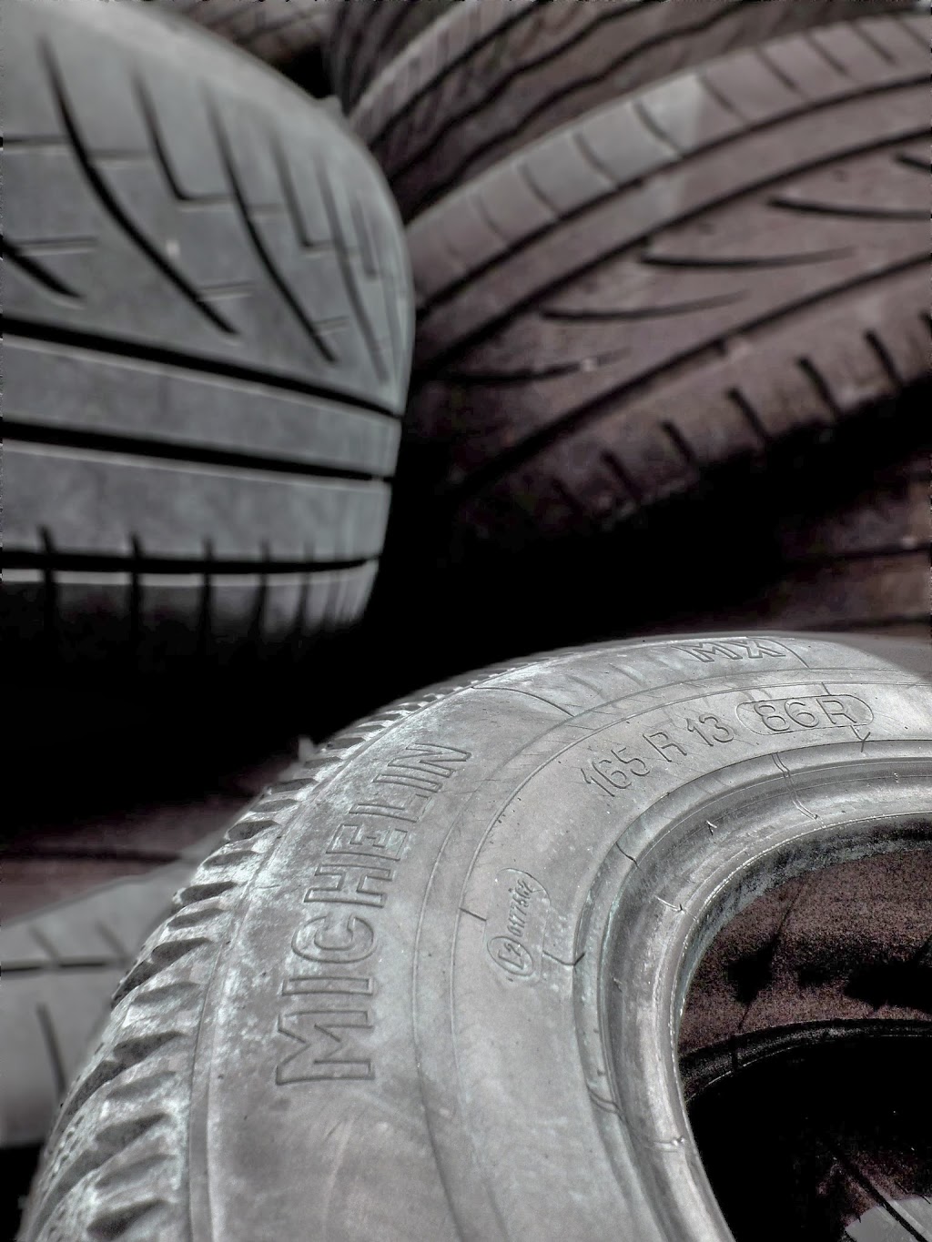 Legend Tire Canada Inc | 1339 Khalsa Dr unit 101 & 102, Mississauga, ON L5S 1W6, Canada | Phone: (905) 612-6663