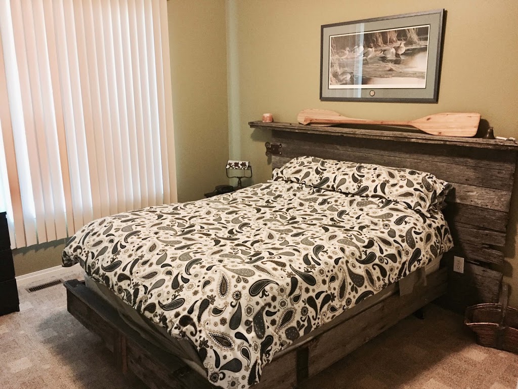 Pebble Springs BnB – Belair | 49 Pebble Springs Cres, Bélair, MB R0E 0E0, Canada | Phone: (204) 226-5925