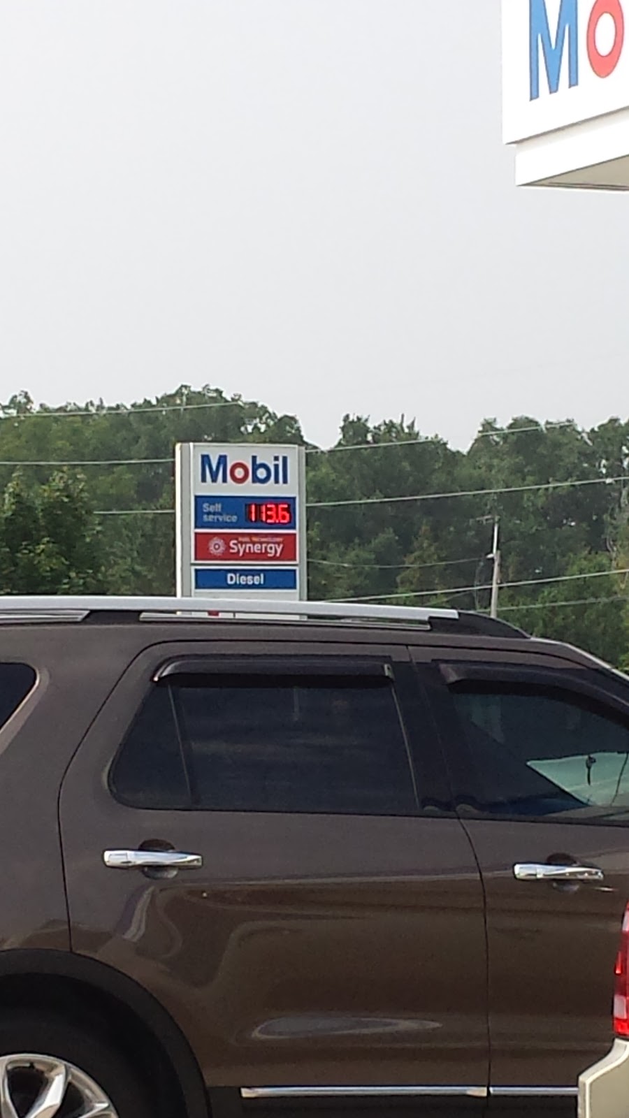 Mobil | 165 Bunker Ave, Corunna, ON N0N 1G0, Canada | Phone: (519) 862-2136