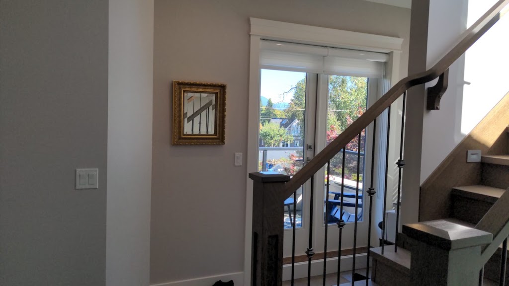 The Laurel - Harbour of Hope | 898 W 24th Ave, Vancouver, BC V5Z 2C1, Canada | Phone: (604) 292-6799