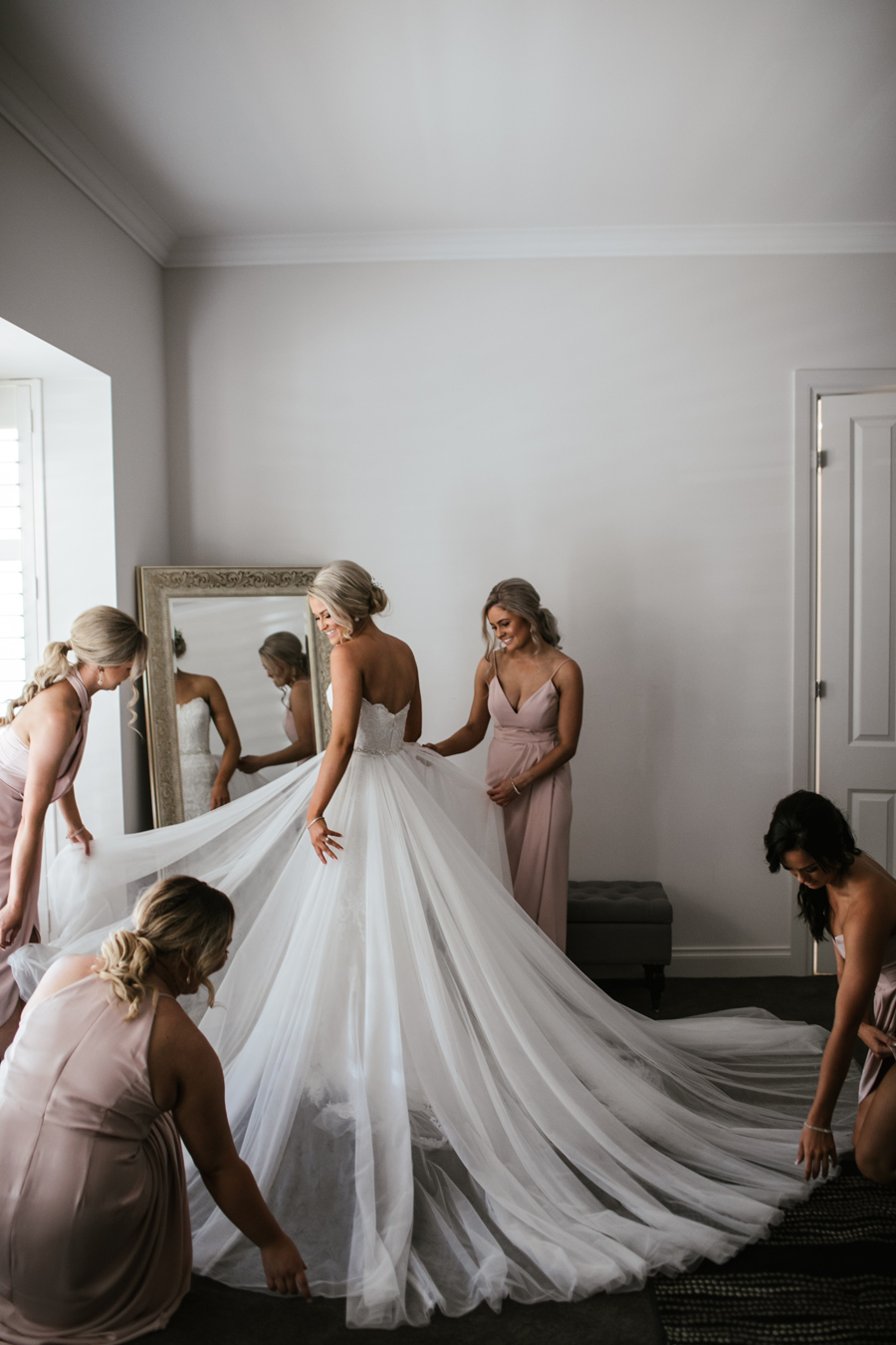 WHITEWALL Weddings | 2523 16a St SE, Calgary, AB T2G 3S9, Canada | Phone: (403) 390-2115