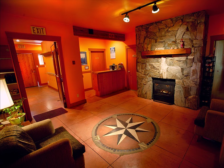 Alpine Lodge Hostel | 8135 Alpine Way, Whistler, BC V0N 1B8, Canada | Phone: (604) 932-5966