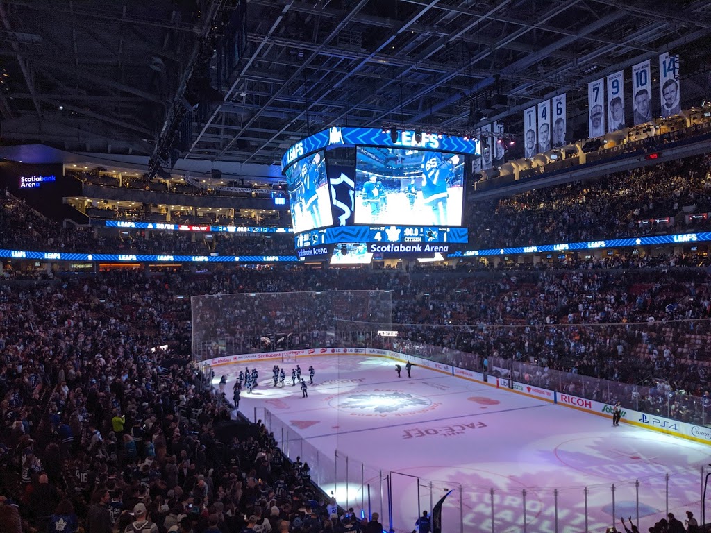 Scotiabank Arena - 40 Bay St, Toronto, ON M5J 2X2, Canada