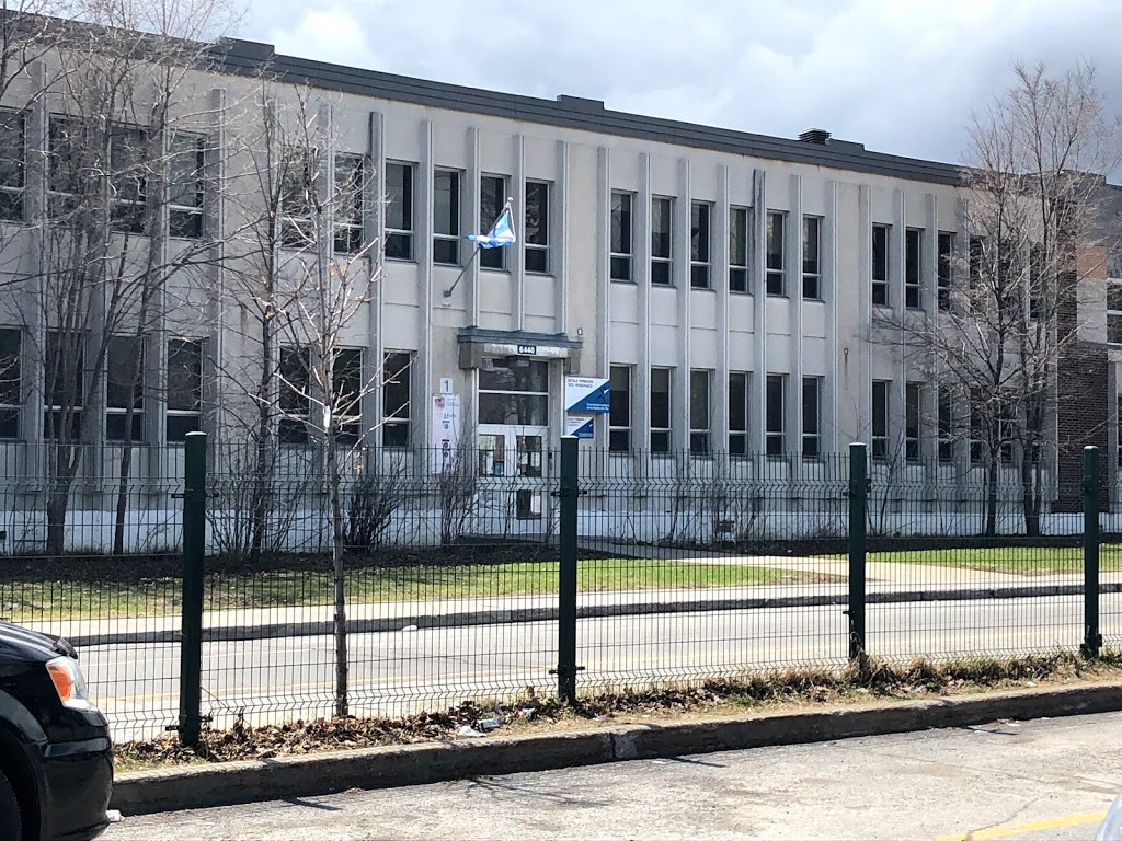 Des Roseraies School | 6440 Boulevard des Galeries dAnjou, Anjou, QC H1M 1W2, Canada | Phone: (514) 353-3130