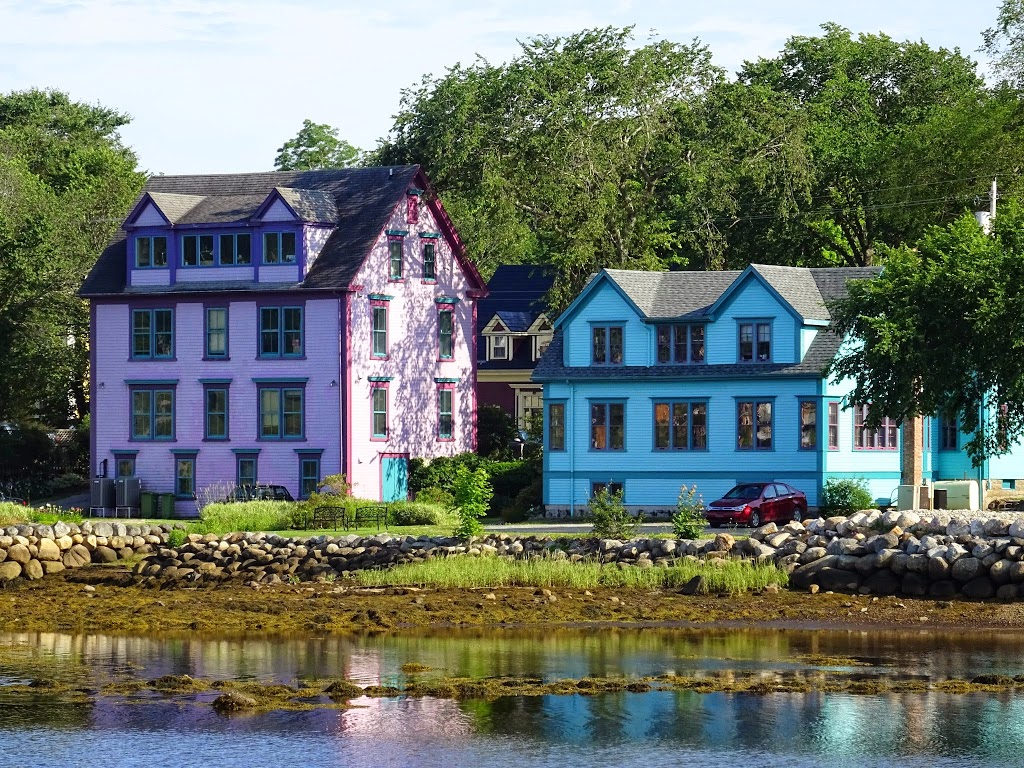 St James Anglican Church | 53 Edgewater St, Mahone Bay, NS B0J 2E0, Canada | Phone: (902) 624-9021