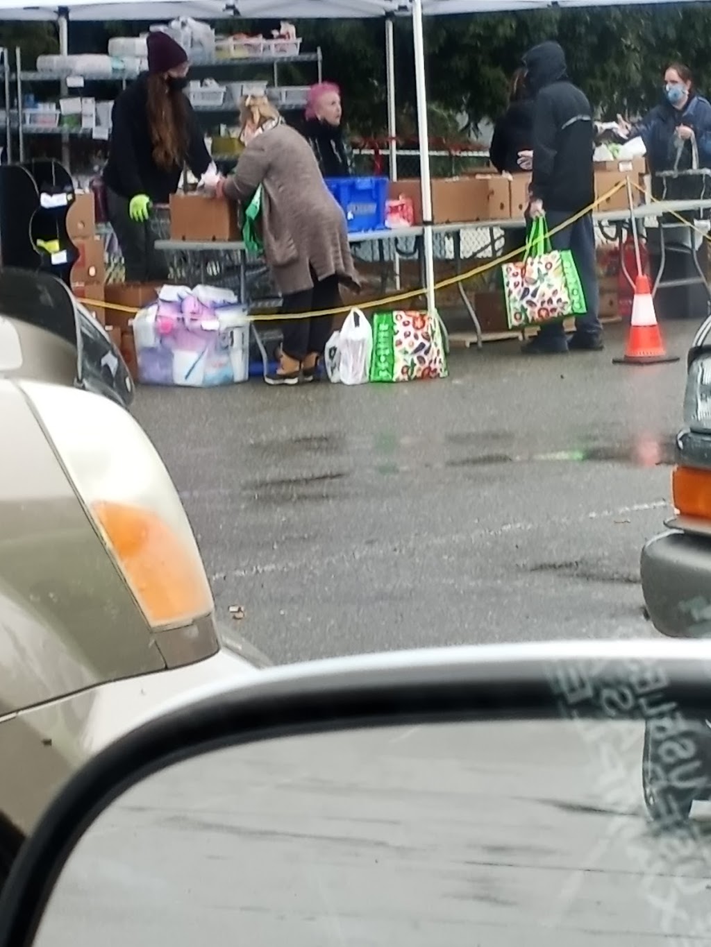 St. Josephs Food Bank | 32600 7th Ave, Mission, BC V2V 2B9, Canada | Phone: (778) 536-3663