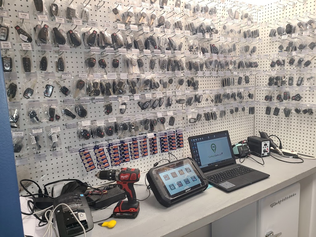 Car Keys Geeks | 737 Hamilton Rd Unit 2, London, ON N5Z 1T8, Canada | Phone: (519) 697-0329