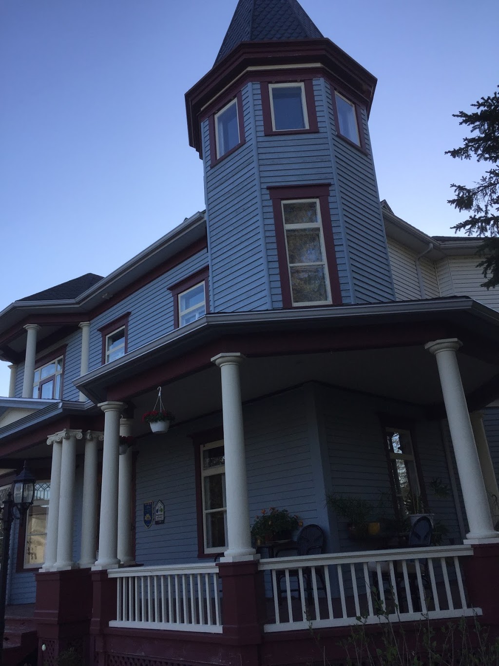 Auberge de Lotbinière | 7406 Rte Marie-Victorin, Lotbinière, Quebec, QC G0S 1S0, Canada | Phone: (819) 452-0742