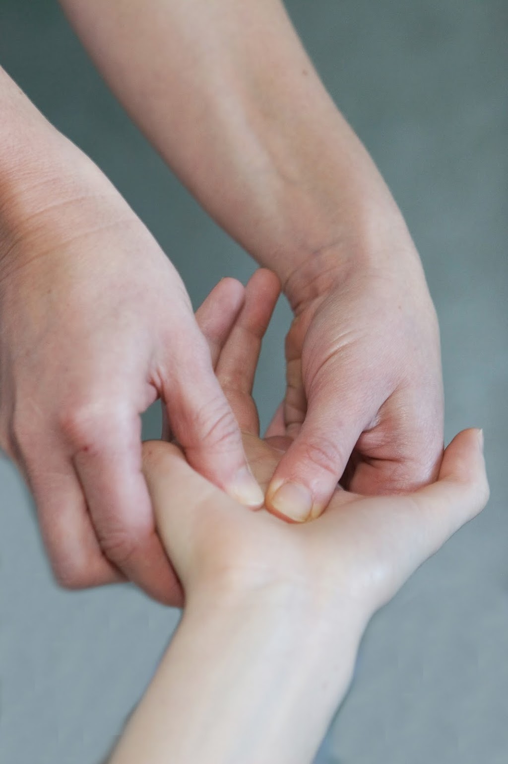 Shiatsu and CranioSacral Therapy by Francesca | 2633 Parker St, Vancouver, BC V5K 2T5, Canada | Phone: (604) 715-0011