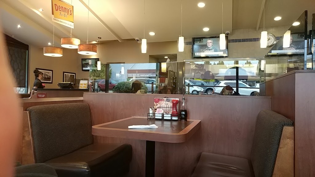 Dennys | 500 Austin Ave, Coquitlam, BC V3K 3M7, Canada | Phone: (604) 939-6545